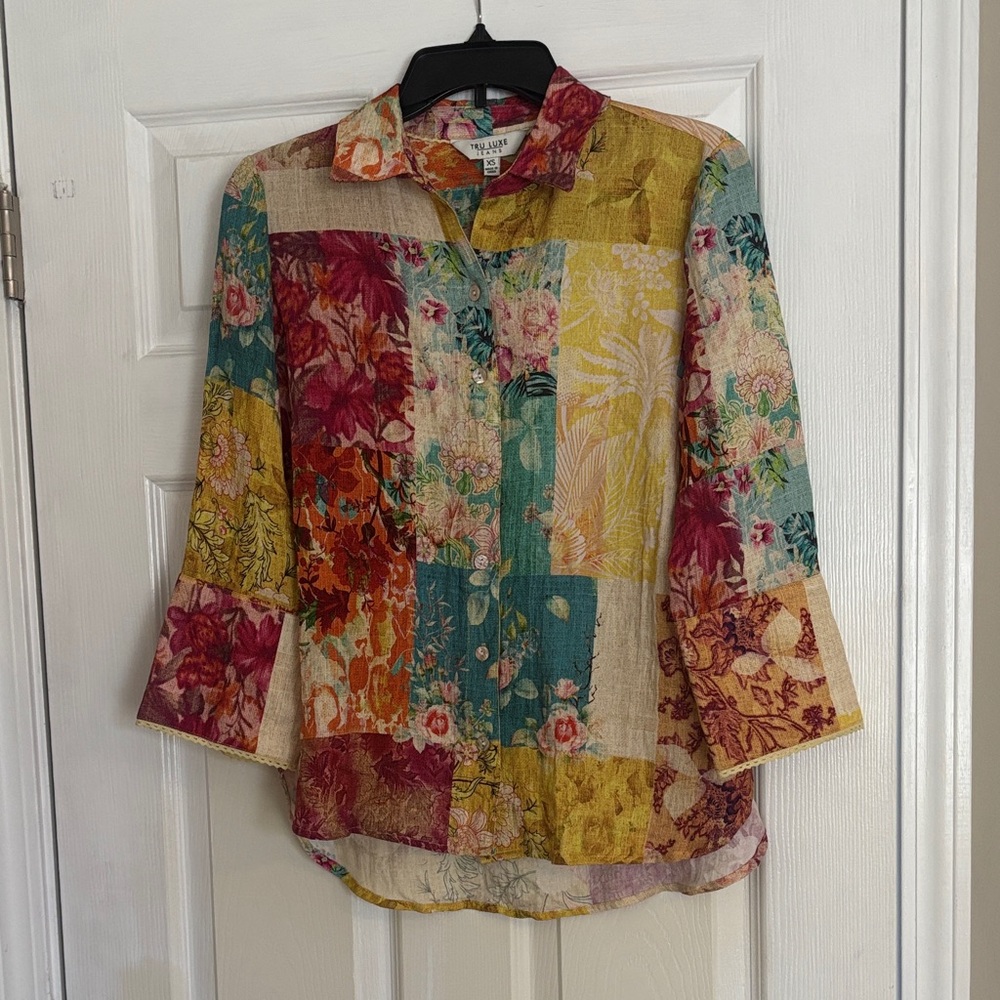 Tru Luxe Jeans Multicolor Patchwork Floral Button-Down Blouse Women’s Size XS